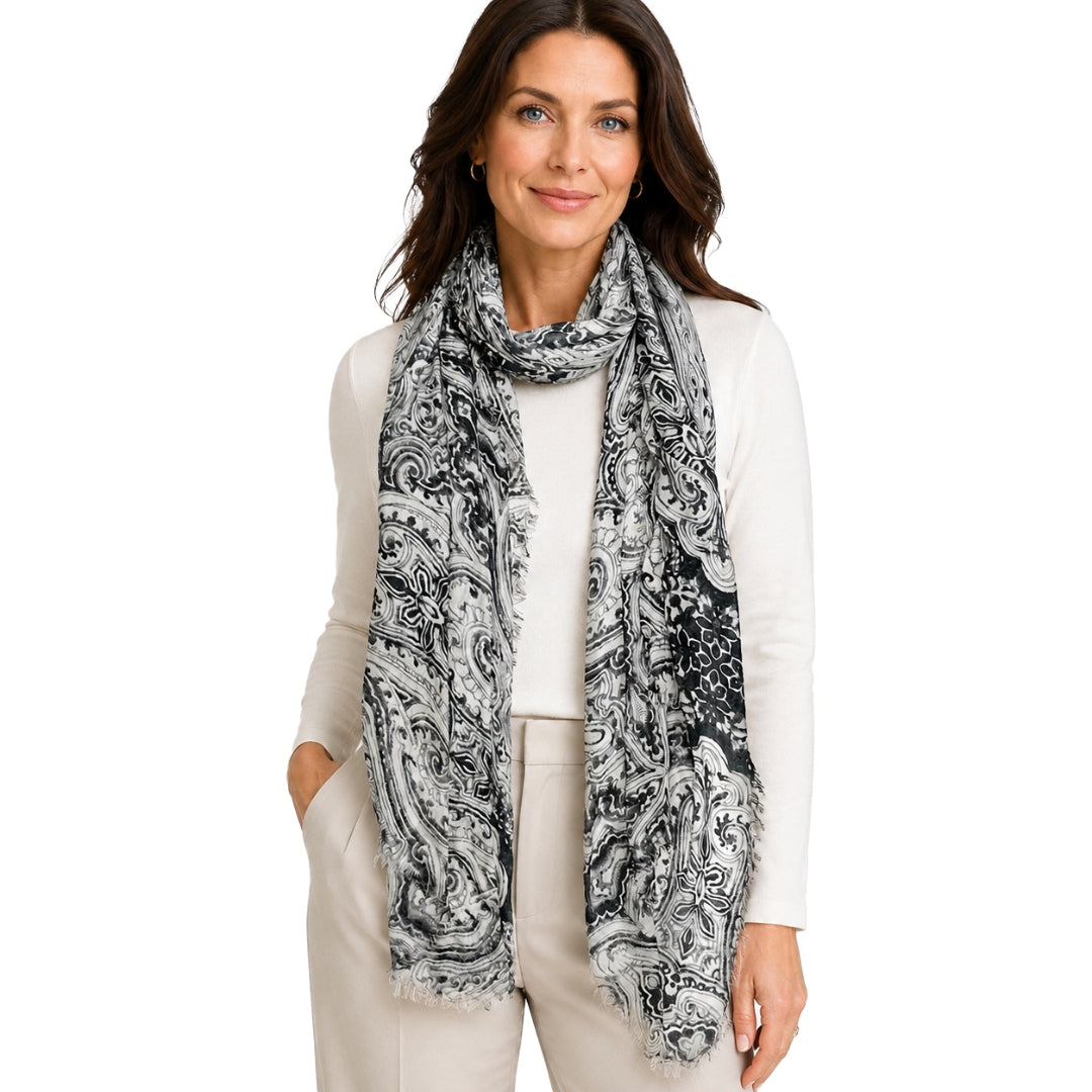 Vintage Paisley Scarf in Black